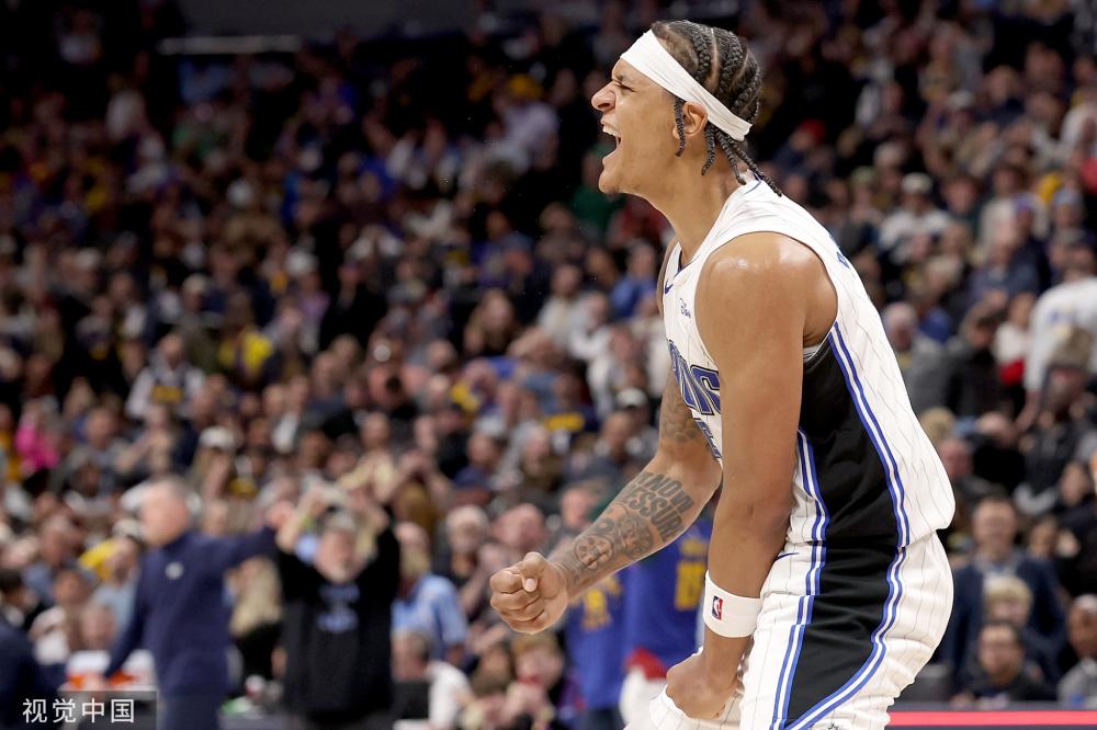 她积累了大 她积累了大