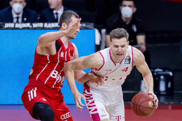 年轻球员获 年轻球员获