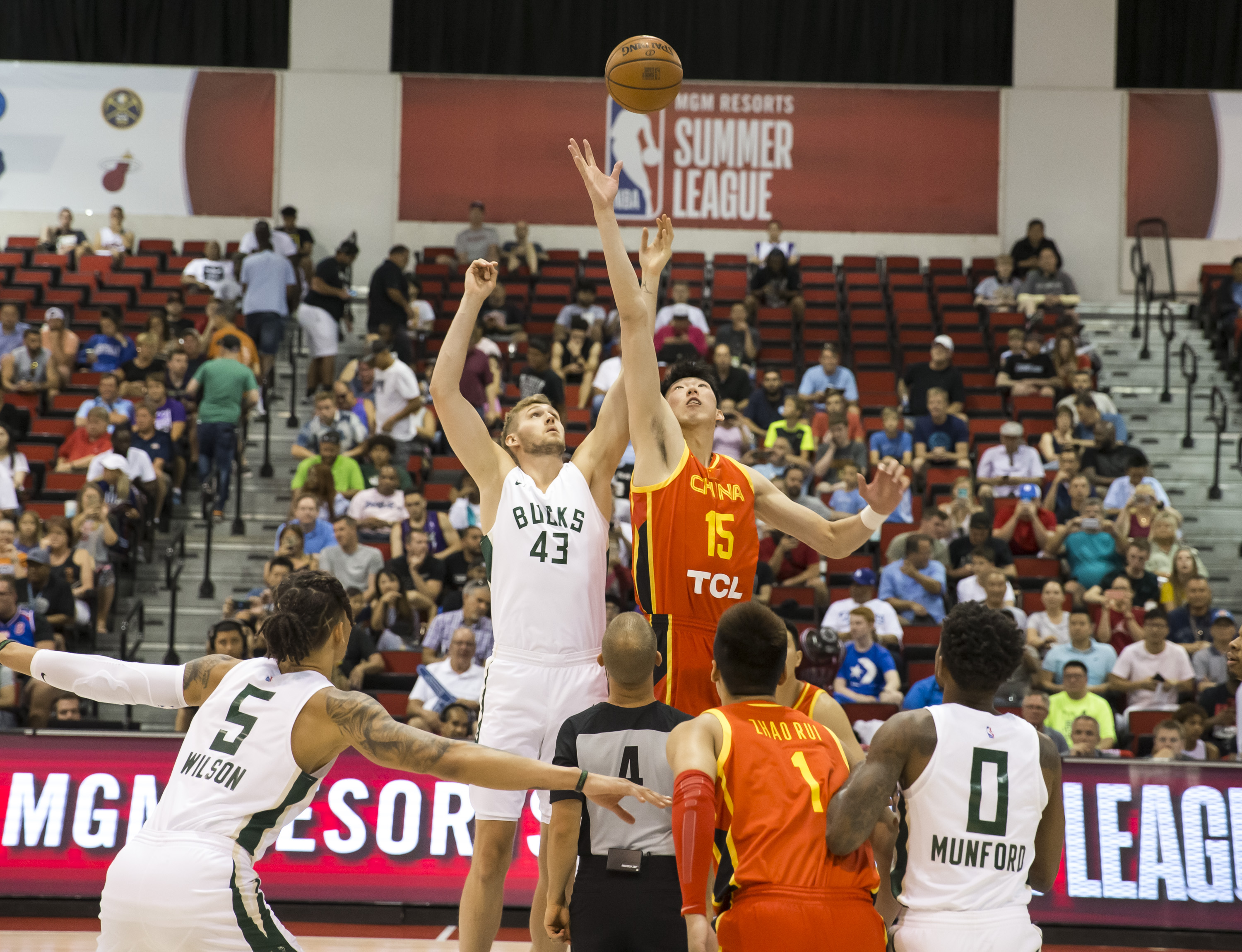 也为他赢得 也为他赢得