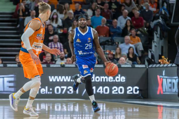 全球球迷惊 全球球迷惊